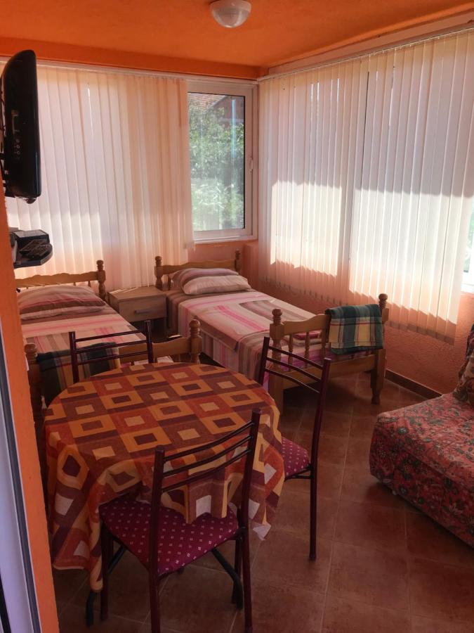 Holiday Home Orange Utjeha Eksteriør bilde