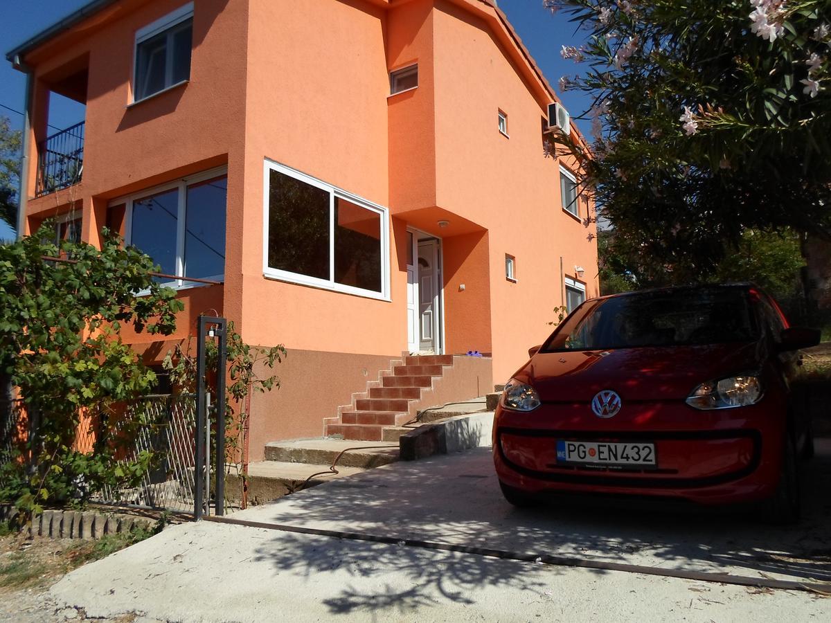 Holiday Home Orange Utjeha Eksteriør bilde